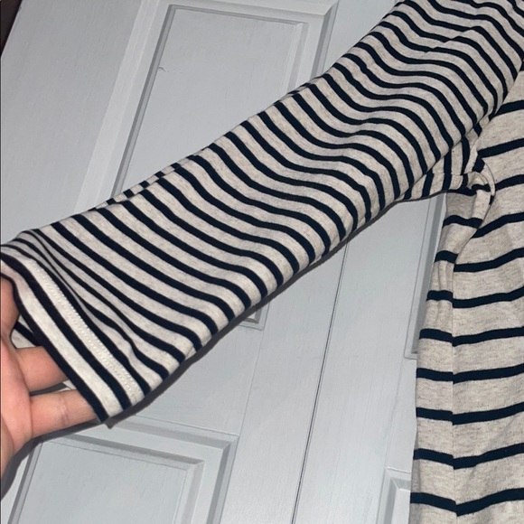 Jones New York Black and Cream Striped Top - Picture 6 of 8